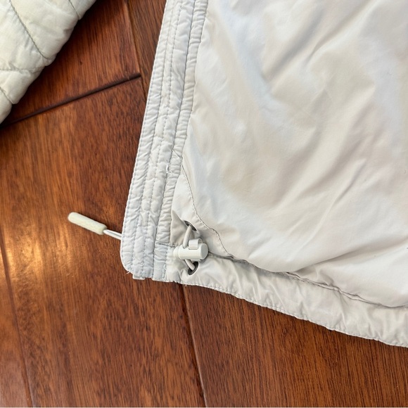 The North Face Womens Thermoball Full Zip Jacket. Size Small. Color Tin … - Picture 9 of 15